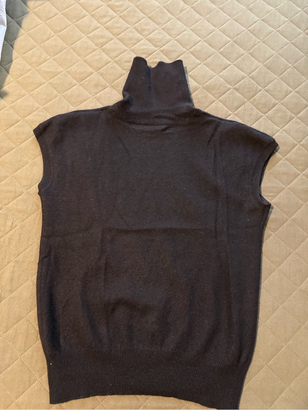 A/X Armani Exchange Black Sleeveless Turtleneck cashmere Sweater